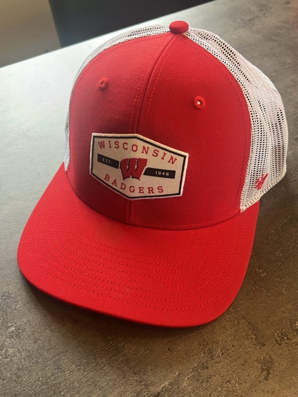 '47 Wisconsin Badgers Red & White Mesh Trucker Hat